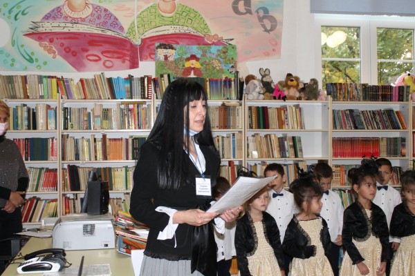 Залите на библиотеката вече с имена на казанлъшки будители