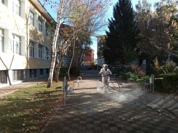 Направиха пълна дезинфекция в ОУ “Георги Кирков“