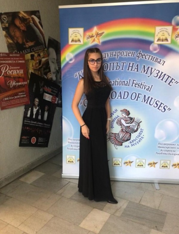 Етиен Леви и международно жури оцениха високо казанлъшките певици от школа “Орфей“