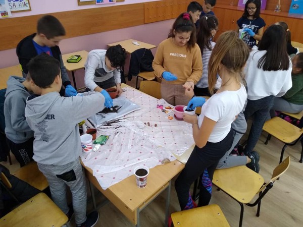 Учениците на ОУ “Георги Кирков“ започнаха извънкласни занимания по интереси