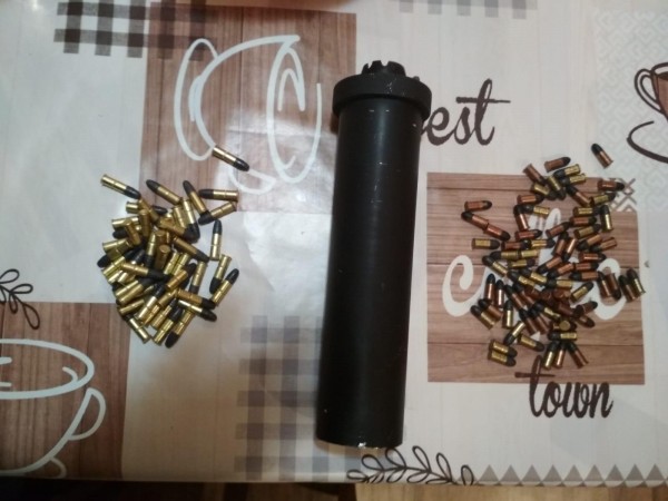 Работници от „Арсенал“ обвинени в незаконно производство на оръжия