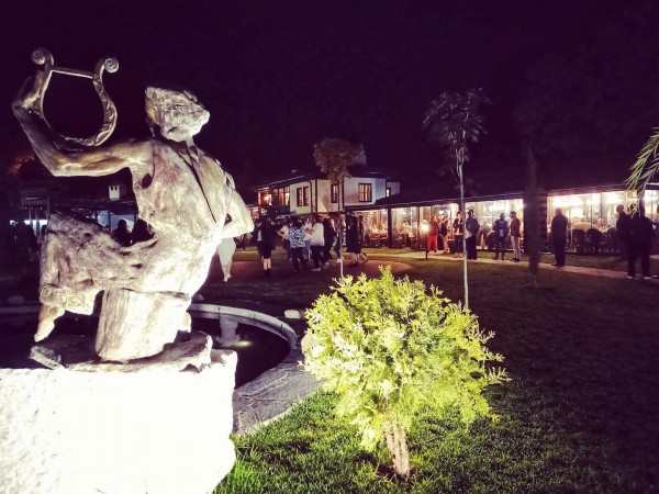 Посрещнете новата 2021 година в ресторант „Светилото”