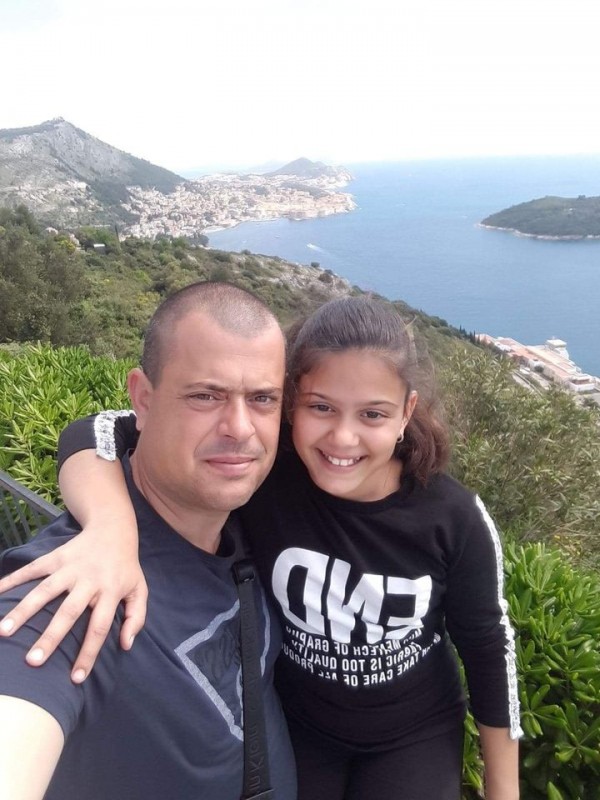 102 снимки събра онлайн конкурса “Аз и татко“