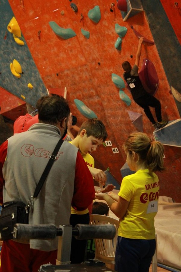 Казанлъшки катерачи с шампионска и вицешампионска титла