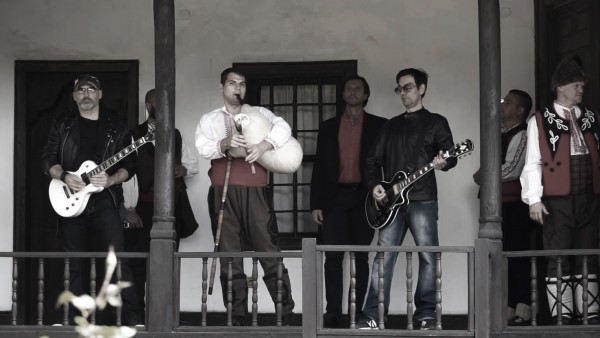 ЗОНА 20 с първо видео. Клипът към песента Пеньо Черньоолу вече е факт