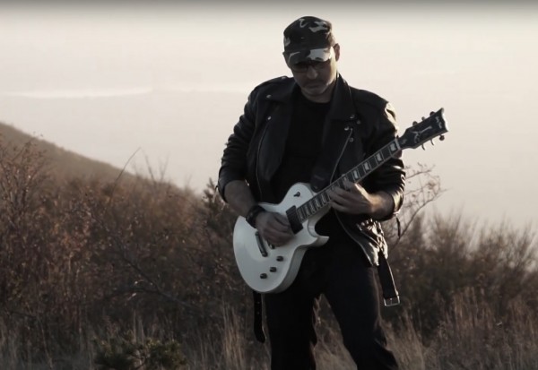 ЗОНА 20 с първо видео. Клипът към песента Пеньо Черньоолу вече е факт