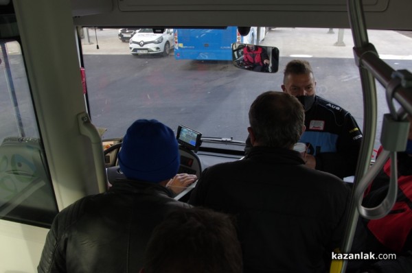 Бъдещите шофьори на новите електробуси започнаха своето обучение