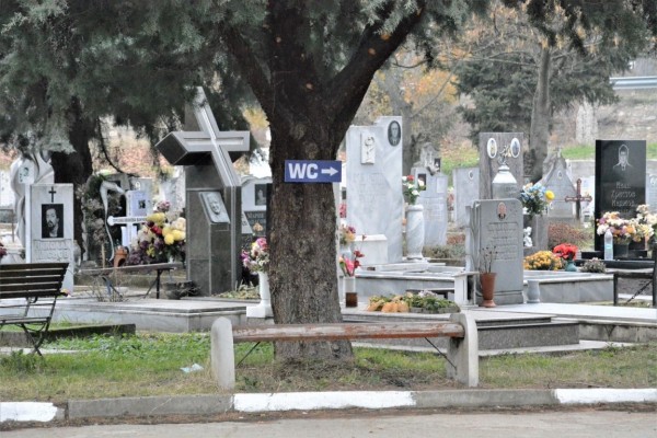 Зачестяват опитите за превръщане на Гробищния парк в нерегламентирано сметище