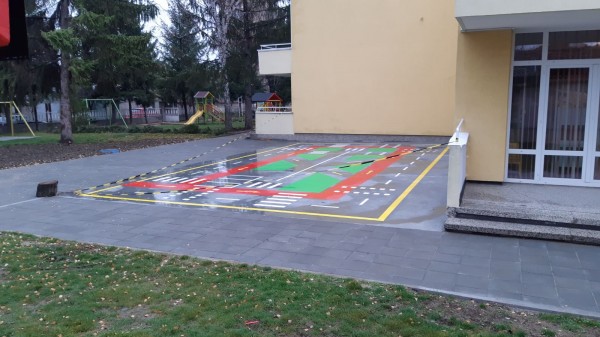 Децата от ДГ „Слънчице“ вече ще учат безопасността по пътищата на практика