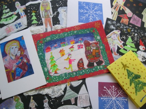 Художници подаряват своето изкуство на лекарите в ковид отделенията в Казанлък