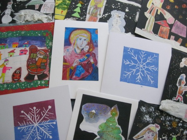 Художници подаряват своето изкуство на лекарите в ковид отделенията в Казанлък