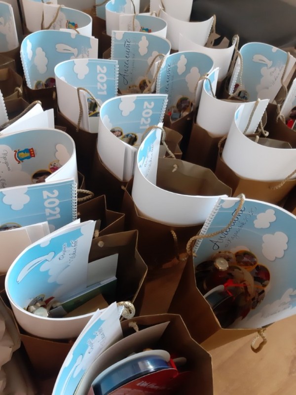 Община Казанлък поздравява златните двойки на Казанлък 2020