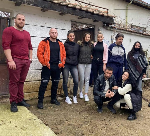 За Коледа, “Помогни в нужда“ зарадва над 60 семейства и самотно живеещи