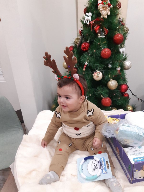 660 пакета с коледни подаръци от Германия изненадаха децата на Шипка