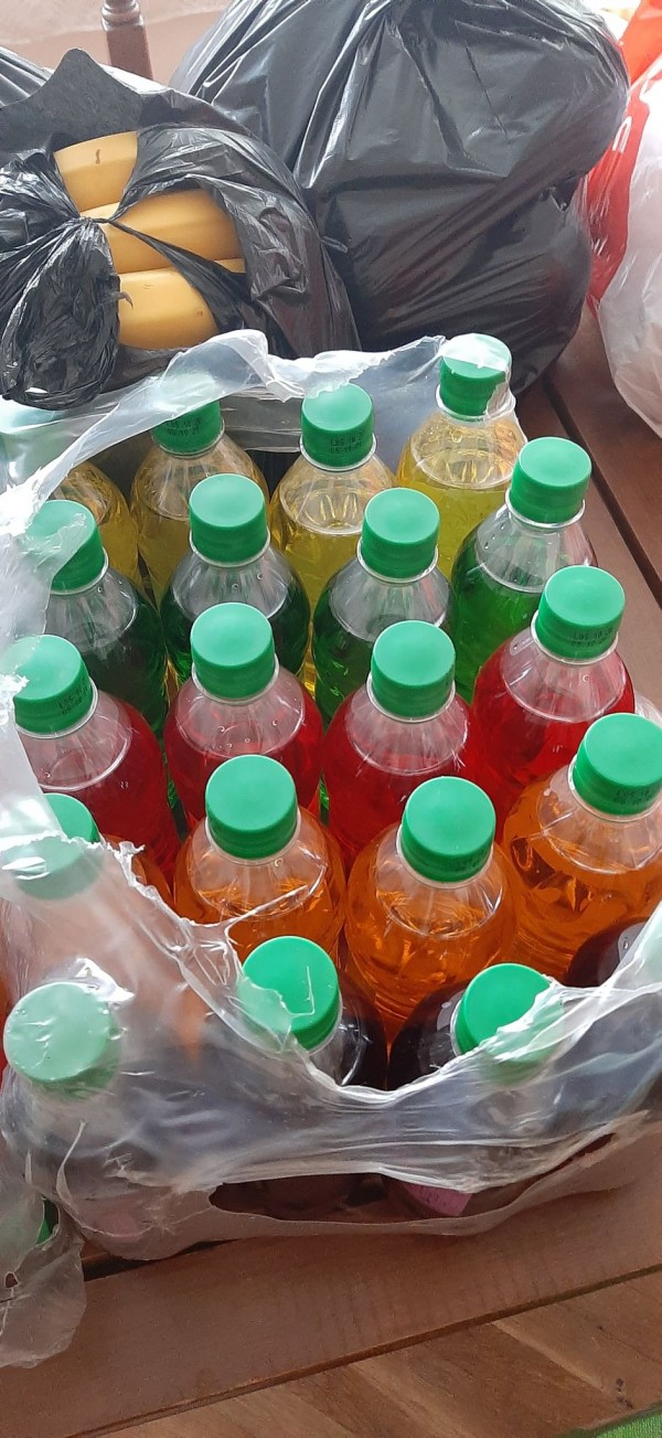 Кметство Енина и дарители отрупаха трапезите на 60 човека за новогодишната нощ