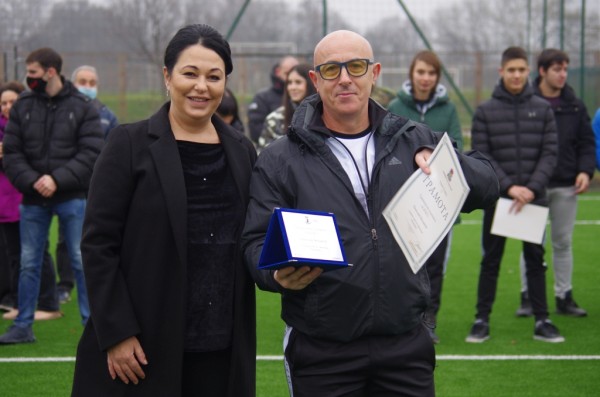 В Деня на Освобождението на Казанлък беше открит новият мини футболен комплекс