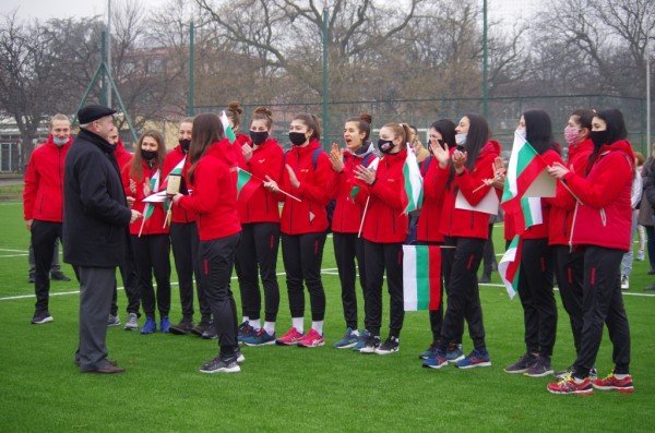 В Деня на Освобождението на Казанлък беше открит новият мини футболен комплекс