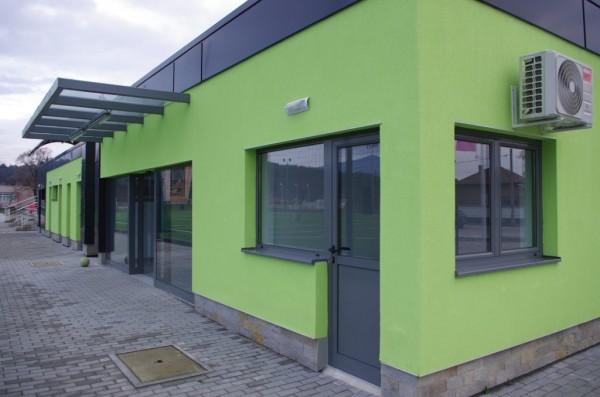 В Деня на Освобождението на Казанлък беше открит новият мини футболен комплекс