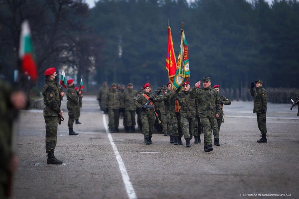 Тържествено откриване на новата учебна 2021 г. в 61 механизирана бригада
