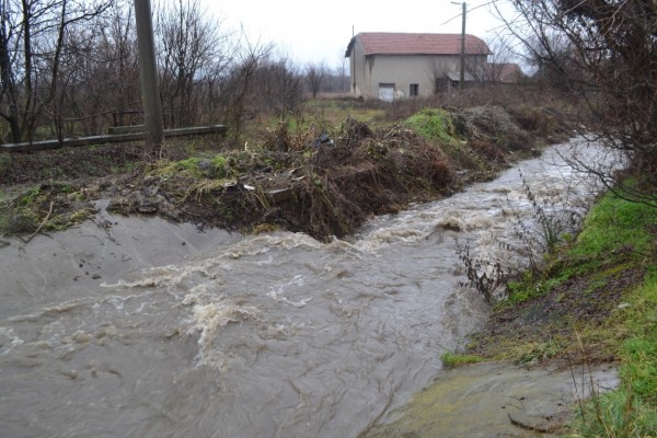 Оперативният щаб при бедствия и аварии в Община Казанлък е на терен