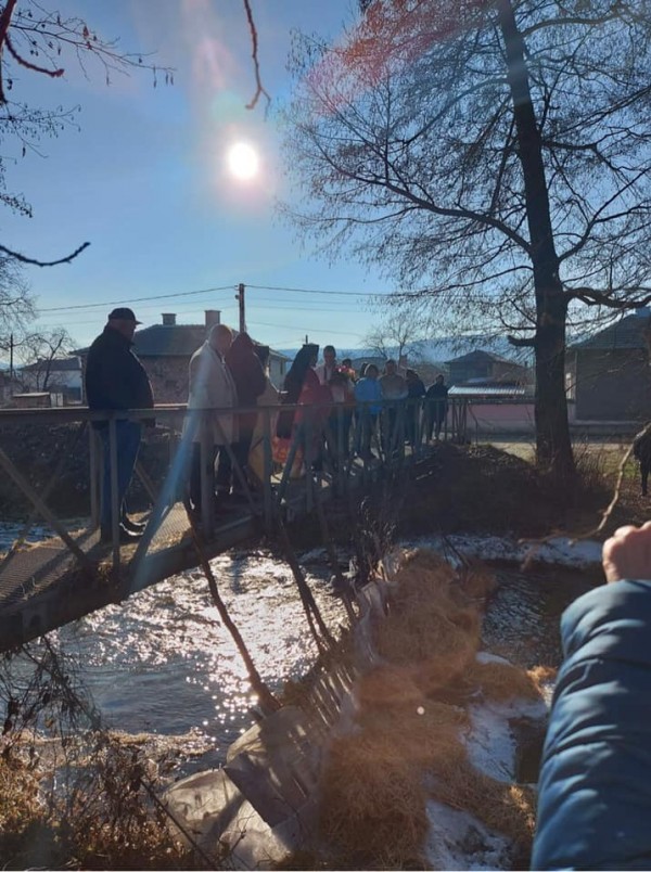 Спасиха кръста и в Осетеново