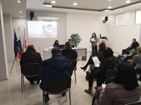 Община Казанлък продължава социалните политики на кмета Галина Стоянова и през 2021 г., въпреки световната пандемия