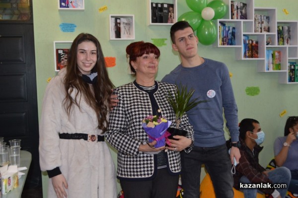 Модерна тийн зона откриха в библиотека “Искра“