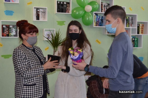 Модерна тийн зона откриха в библиотека “Искра“