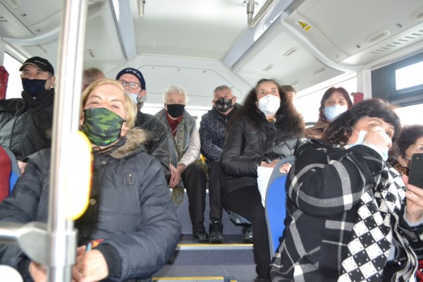 На добър час на новите електробуси пожела Кметът на Казанлък