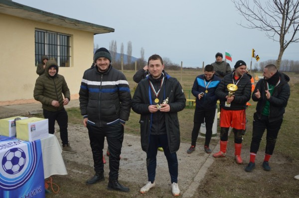 Футболен турнир с кауза- над 6 000лв в помощ на 3-годишния Део и първо място за „Непобедимите“ 