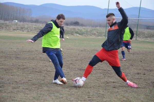 Футболен турнир с кауза- над 6 000лв в помощ на 3-годишния Део и първо място за „Непобедимите“ 
