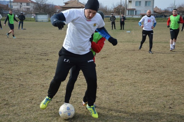 Футболен турнир с кауза- над 6 000лв в помощ на 3-годишния Део и първо място за „Непобедимите“ 