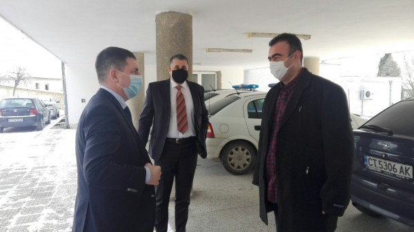 Министър Терзийски на работни срещи с полицаите в Казанлък, Мъглиж и Раднево