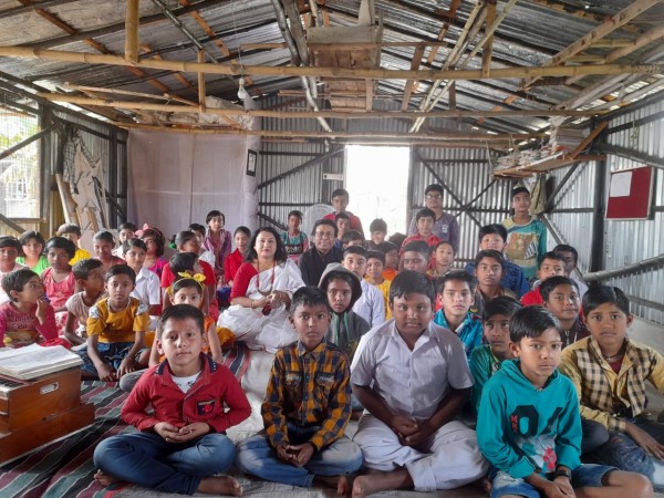 “Взаимопомощ“ вдъхнови семейство в Индия да дарява