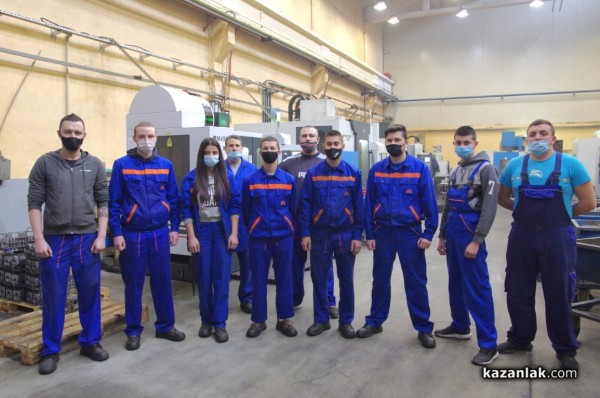 В месеца на професиите и партньорите - хаджиеновци в М+С Хидравлик