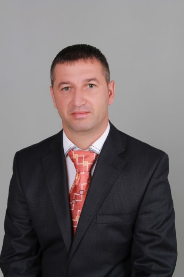 12 от общо 22 са кандидатите от Казанлък и Павел баня в листата на ДПС