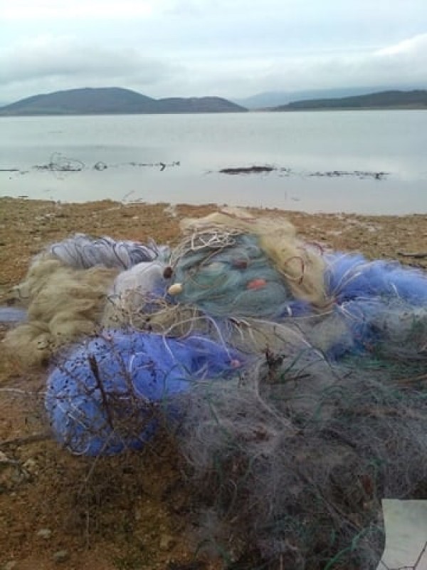 Над 1250 метра унищожени мрежи и 120 кг. спасена риба за 24 часа на яз.Жребчево