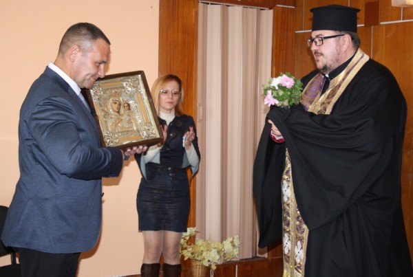 Новият кмет на Мъглиж встъпи в длъжност навръх рождения си ден