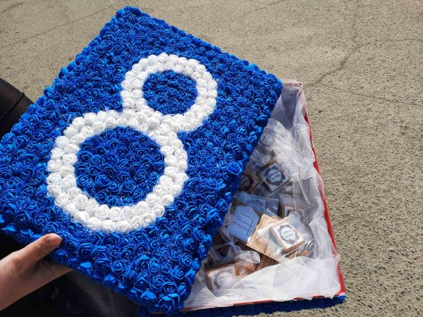 Дамската организация на „Републиканци за България“ в Стара Загора зарадва за празника медици от Казанлък