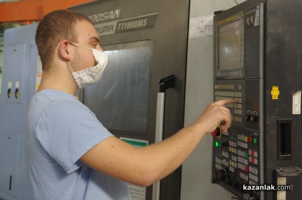 „Капрони” АД - най-младият партньор на ПГ „Иван Хаджиенов”