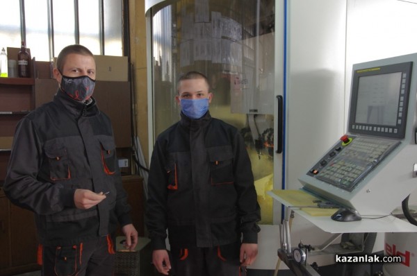 „Капрони” АД - най-младият партньор на ПГ „Иван Хаджиенов”