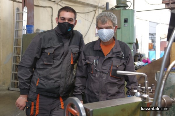 „Капрони” АД - най-младият партньор на ПГ „Иван Хаджиенов”