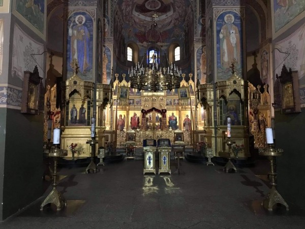 Настаняват монасите в манастирския комплекс. Ще има и лекарски и зъболекарски кабинет