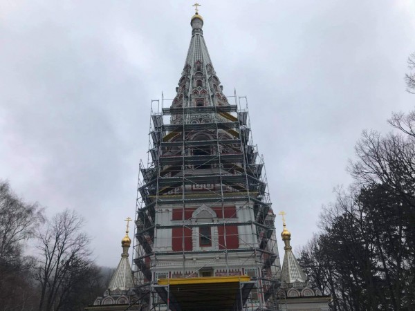 Настаняват монасите в манастирския комплекс. Ще има и лекарски и зъболекарски кабинет