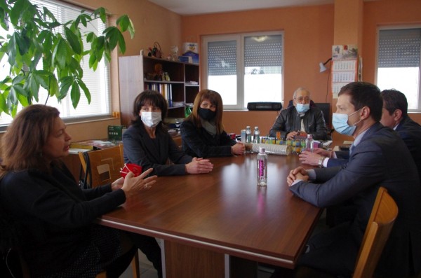 Кандидатите за народни представители от ГЕРБ се срещнаха с представители на бизнеса от Казанлък