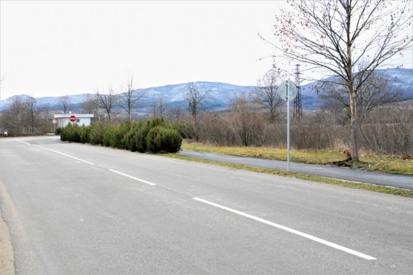 Обновяване на велоалеите край Казанлък