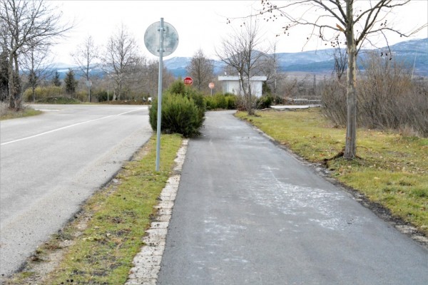 Обновяване на велоалеите край Казанлък