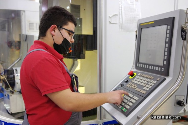 “ЮМТ“ АД – един от най-модерните партньори на Механото 