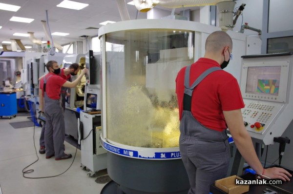 “ЮМТ“ АД – един от най-модерните партньори на Механото 