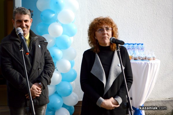 ПП “Има такъв народ“ откри офис в Казанлък